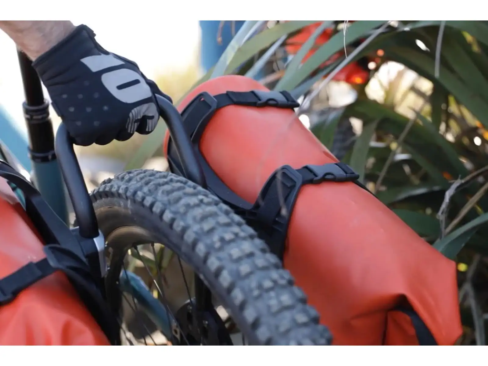 Aeroe Spider Rear Cradle przedni uchwyt na kierownicę czarna