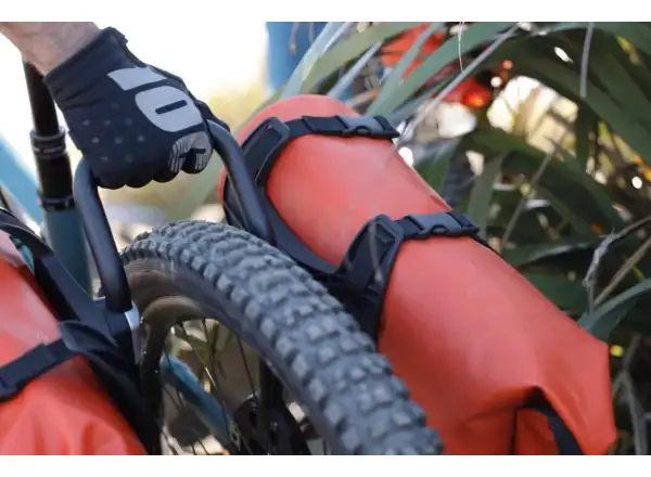 Aeroe Spider Rear Cradle przedni uchwyt na kierownicę czarna
