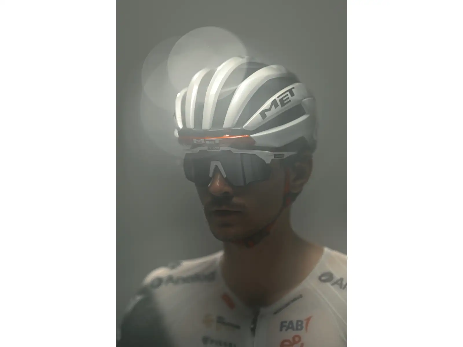 MET Trenta 3K Carbon MIPS szosowy kask Opal Gray