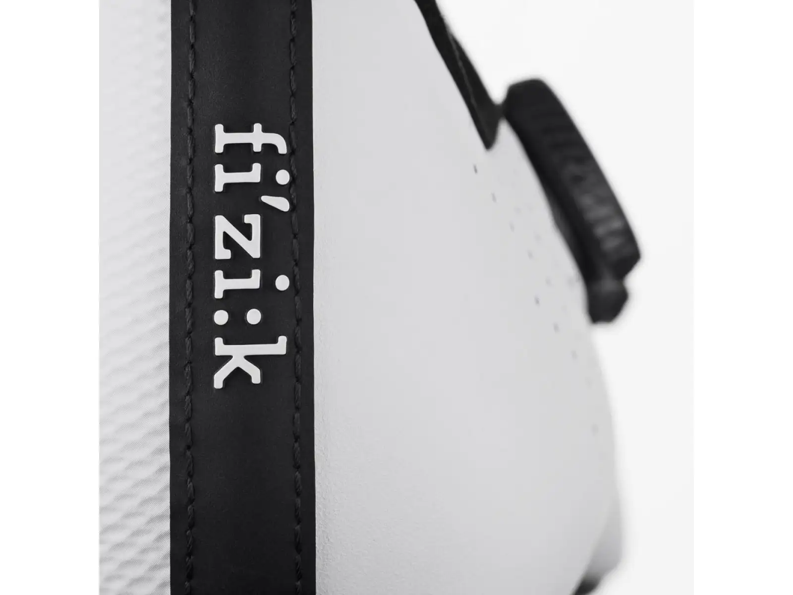 Fizik Vento Infinito Carbon 2 Wide szosowe męskie buty White/Black