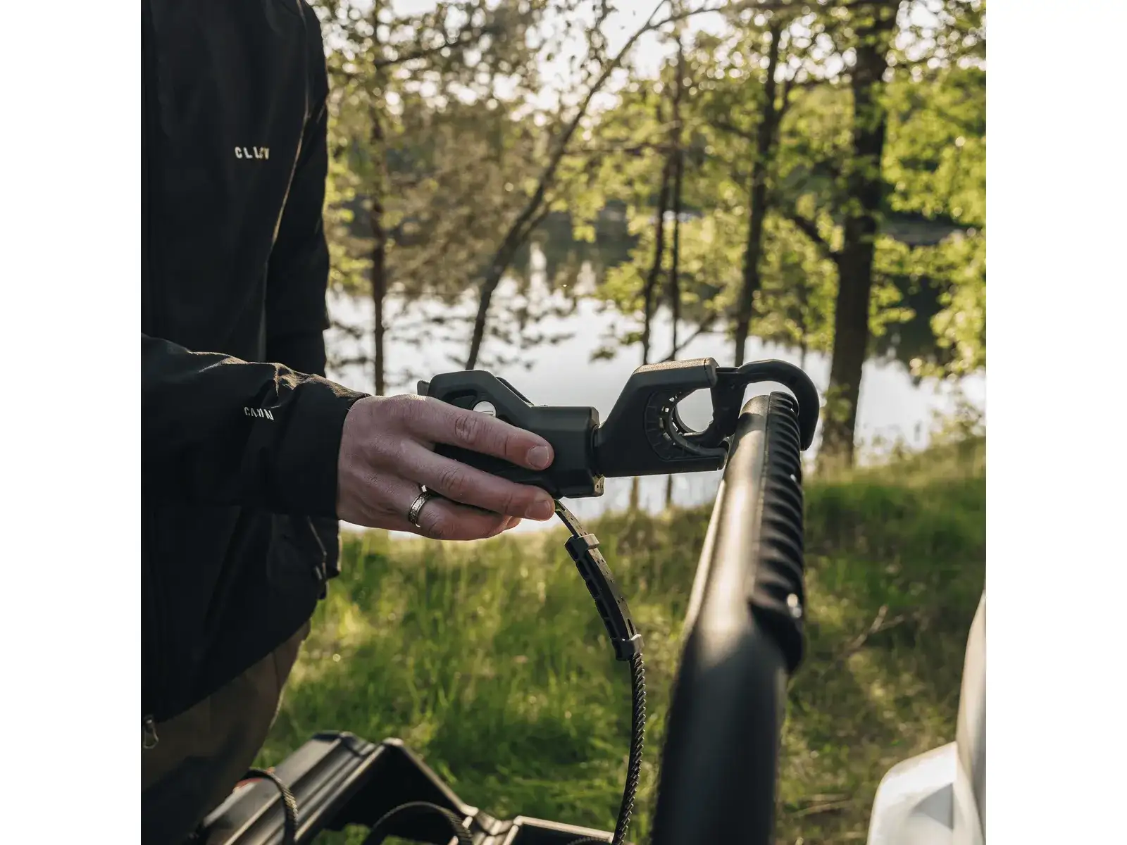 Thule VeloSpace 3 bagażnik na 3 rowery na hak holowniczy