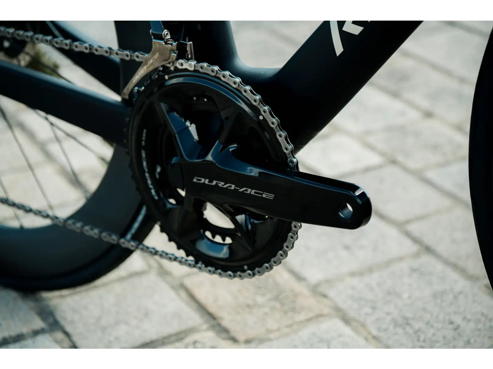 Raymon Arva Ultra 24S Ultegra Di2 rower szosowy carbon stealth
