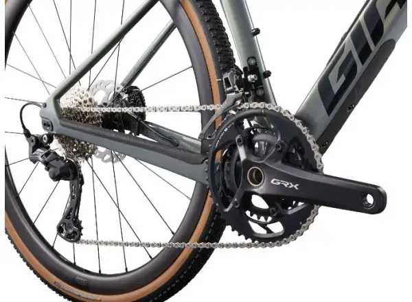 Giant Revolt Advanced 0 gravel rower Aurora Noise