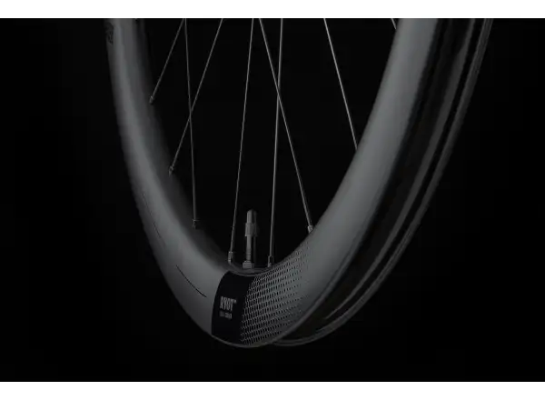 FFWD RYOT55 DT240 2:1 EXP szosowe koła zaplotowe na opony MattBlack bębenek Sram XDR