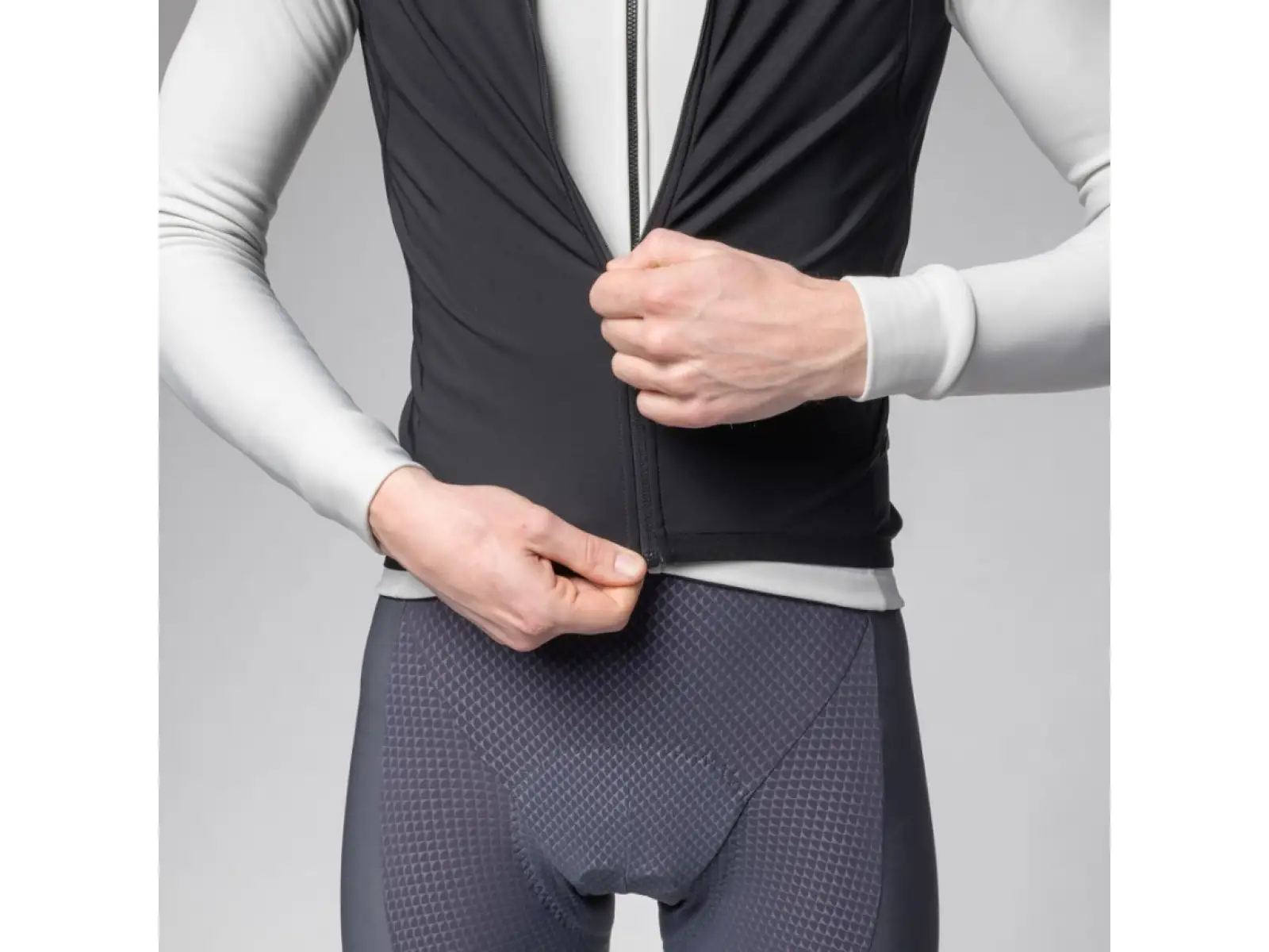 Alé PR-E Thermo 2.0 męska kamizelka rowerowa Black