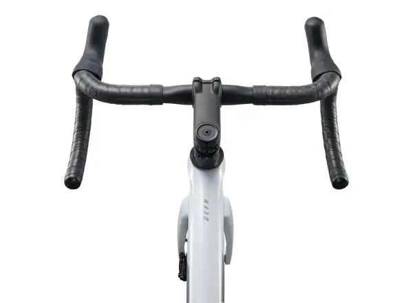 Giant Defy Advanced 2 rower szosowy Pearl White