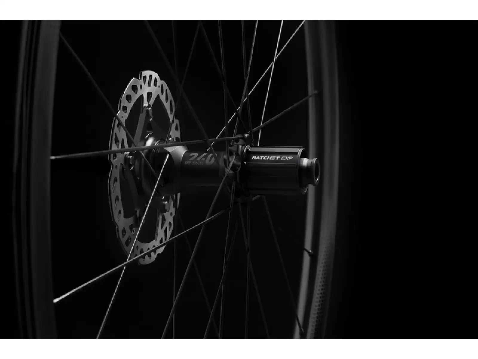 FFWD RYOT33 DT240 2:1 EXP szosowe koła zaplatane na oponki MattBlack bębenek Sram XDR