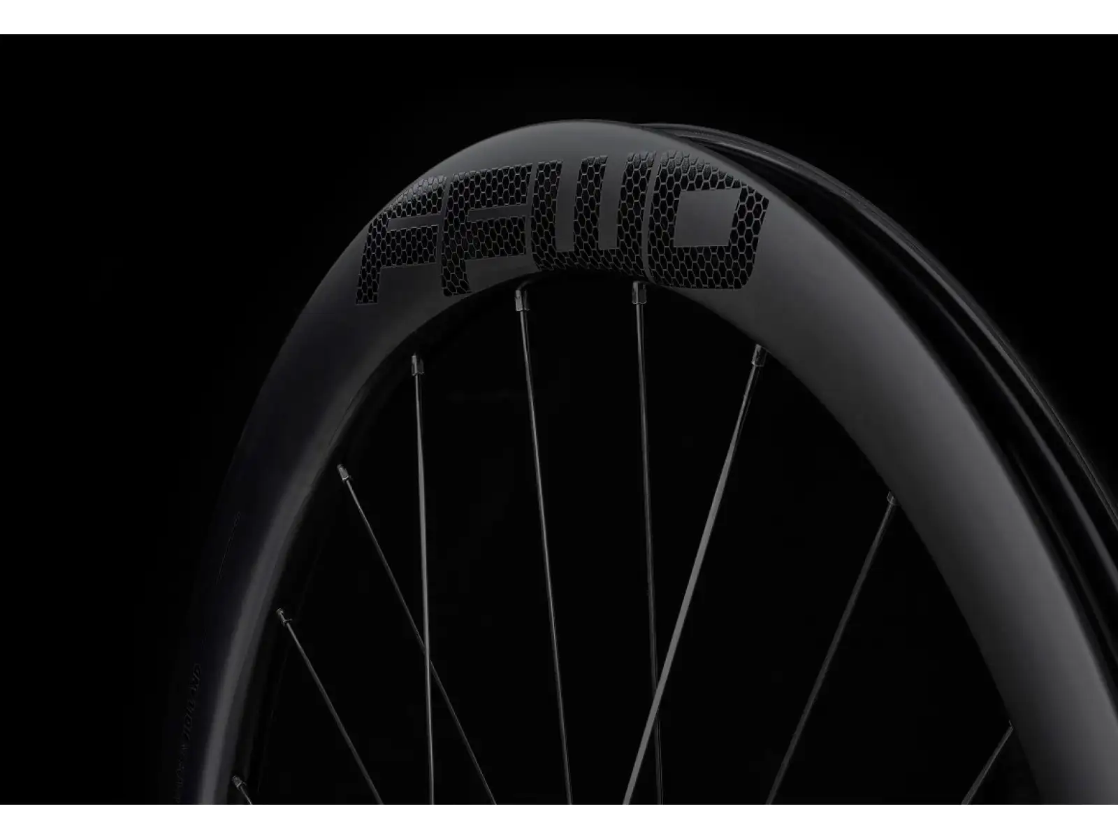FFWD RYOT44 DT240 2:1 EXP szosowe koła zapleciona opona MattBlack bębenek Shimano HG11