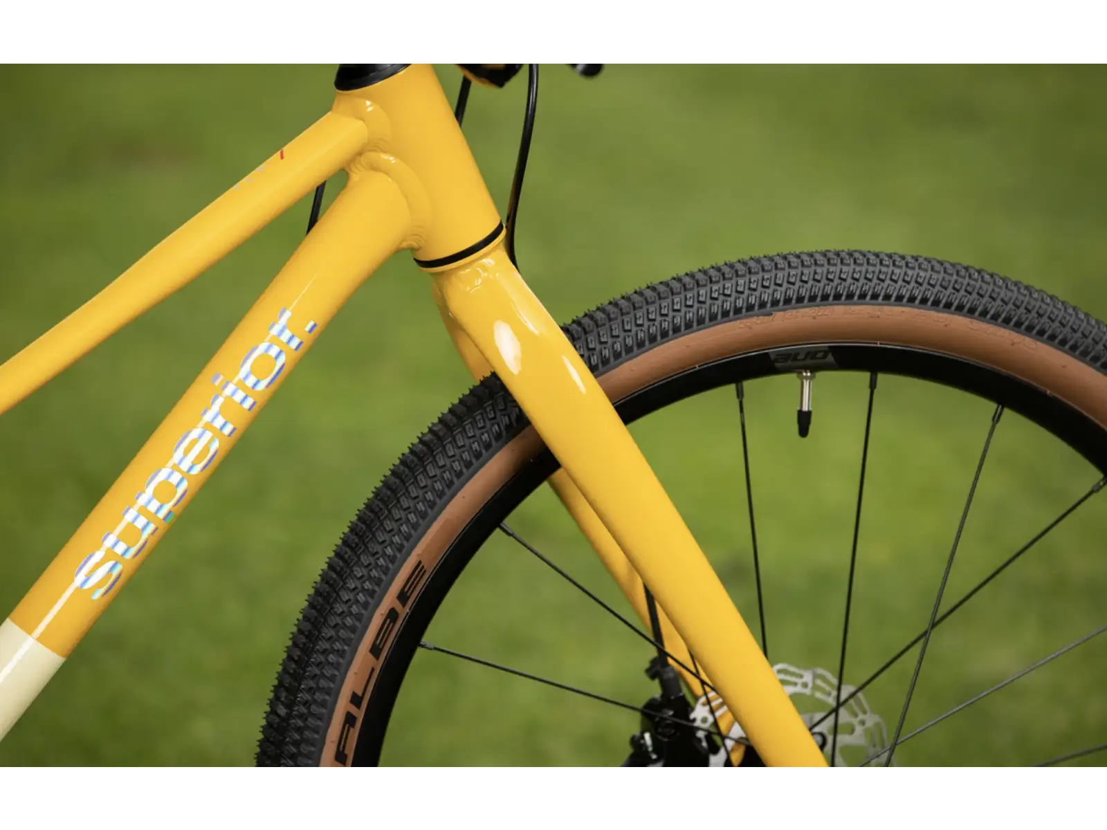 Superior F.L.Y. 24 rower dziecięcy Gloss Yellow