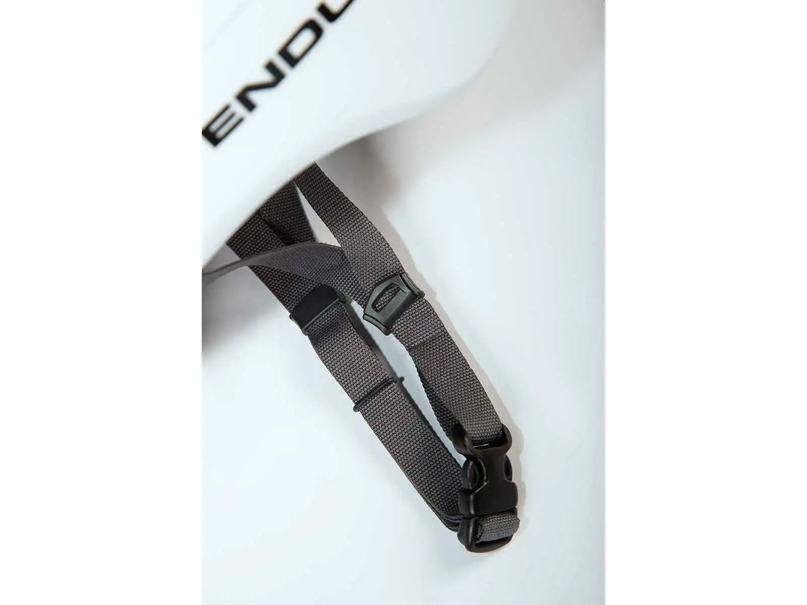 Endura Xtract II kask Black