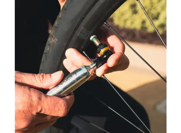 Lezyne Pocket Drive CO2 pompka + 16 g nabój