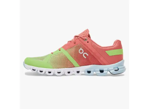 On Cloudflow W damskie buty do biegania Guava/Dustrose