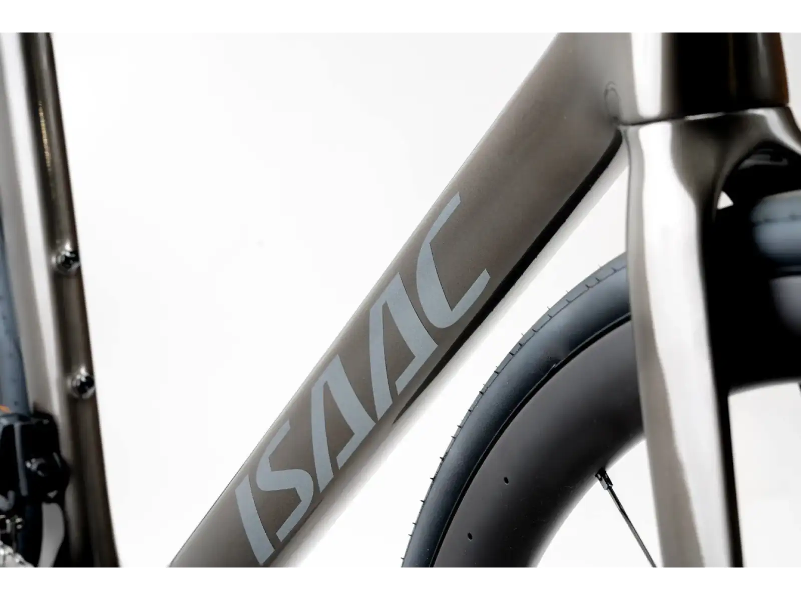 Isaac Boson 105 Di2 + FFWD Tyro 2 rower szosowy Sonic Silver
