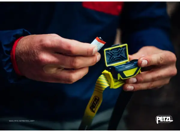 Petzl TIKKA CORE 2025 latarka czołowa czarna