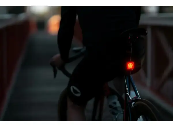 Knog Blinder tylna lampa Black