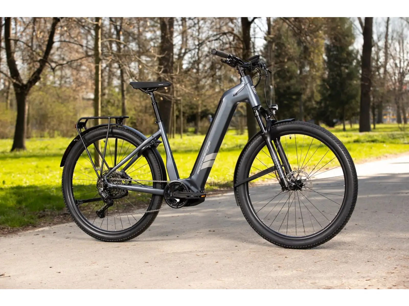 Rock Machine eRokk B90T niskopodłogowy rower elektryczny Matte Nightstrom Blue