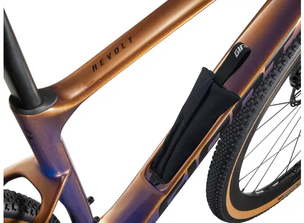 Giant Revolt Advanced Pro 1 gravel rower Meteor Storm