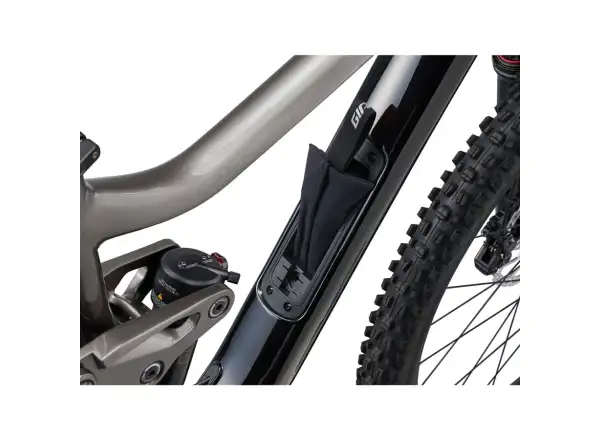 Giant Reign 2 rower górski black/metal
