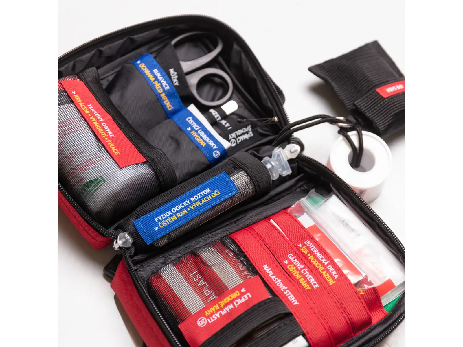 Survival First Aid Kit - Z profesjonalną apteczką pierwszej pomocy