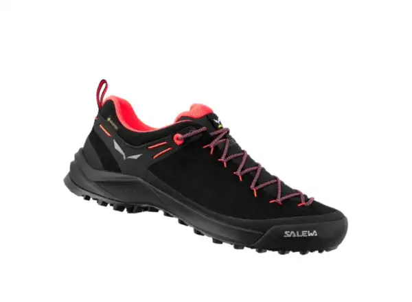 Salewa WS Wildfire Leather damskie buty Black/Fluo Coral