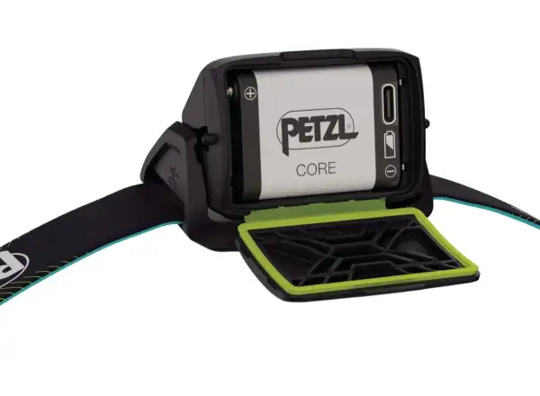 Petzl ACTIK CORE 2025 latarka czołowa zielona