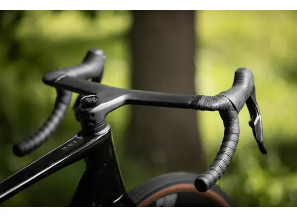 Superior XR 9.8 GR gravel rower Matte Carbon/Gloss Black