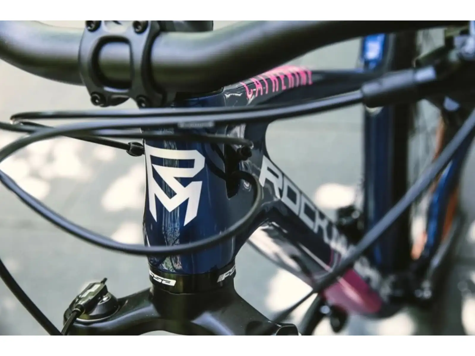 Rock Machine Catherine CRB 20-29 gloss dark blue/pink/silver rower górski