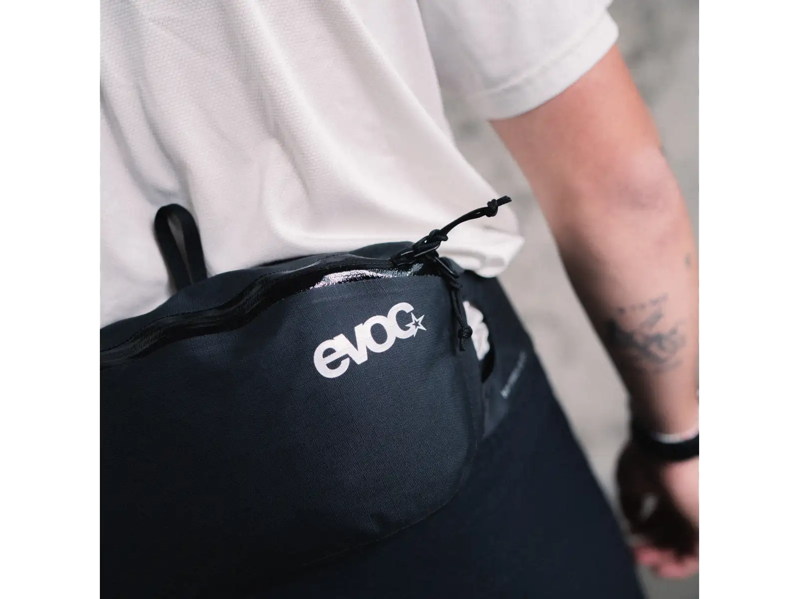 Evoc Hip Pouch 3D WP 2 nerka Sand