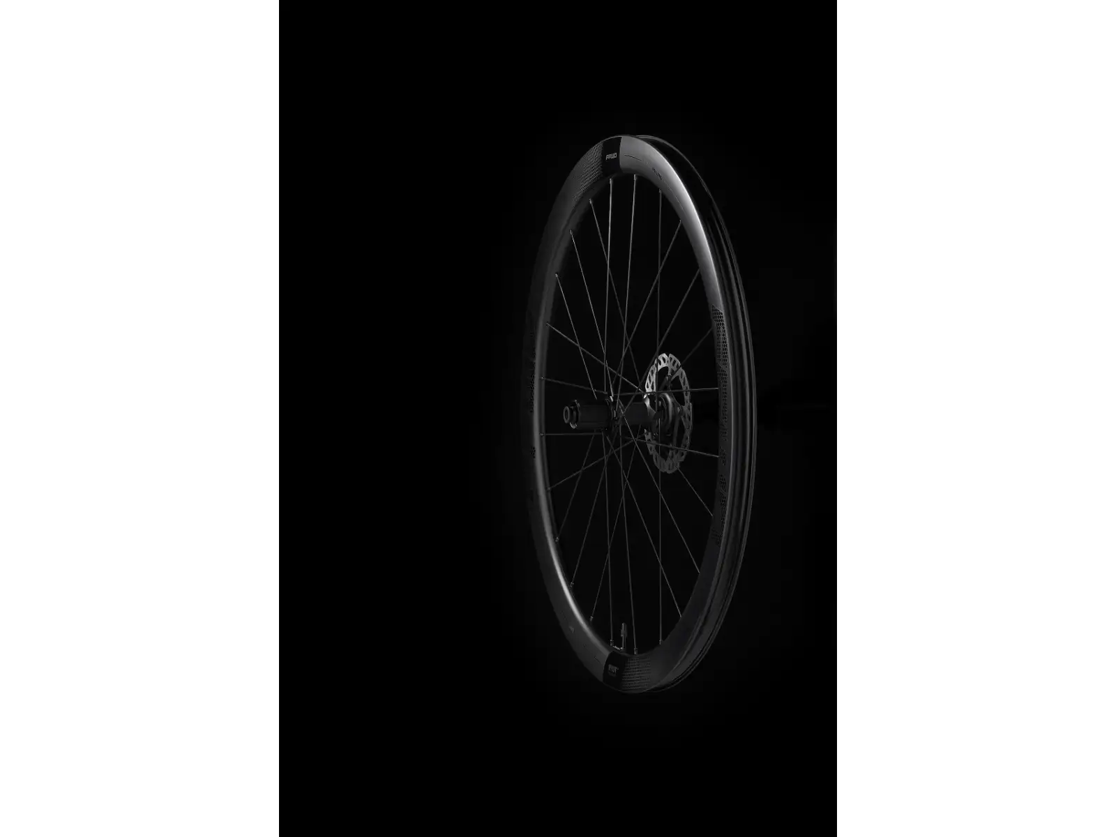 FFWD RYOT55 DT240 2:1 EXP szosowe koła zaplotowe na opony MattBlack bębenek Sram XDR
