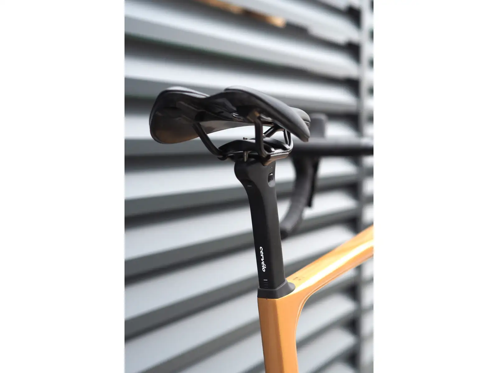 Cervélo Soloist Force eTap AXS rower szosowy gold dust