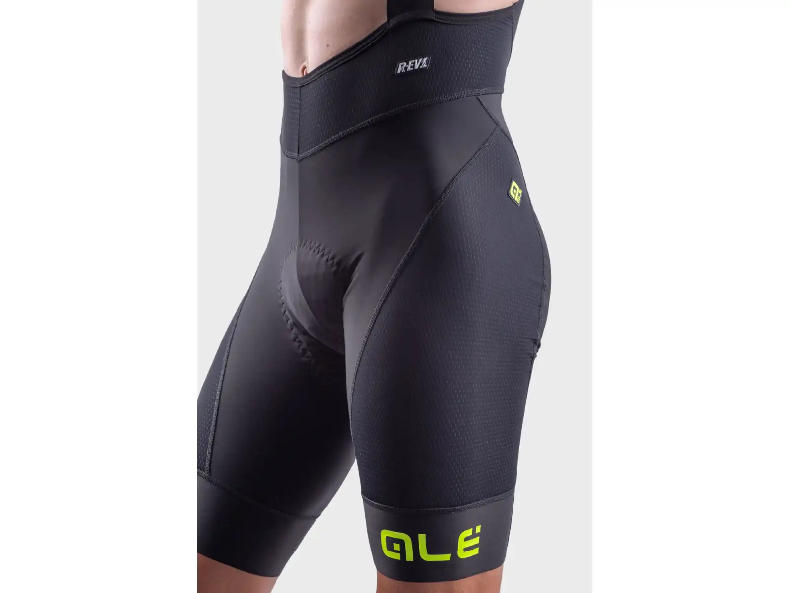 Alé R-EV1 Agonista Plus męskie spodenki z wkładką i szelkami black/fluo yellow