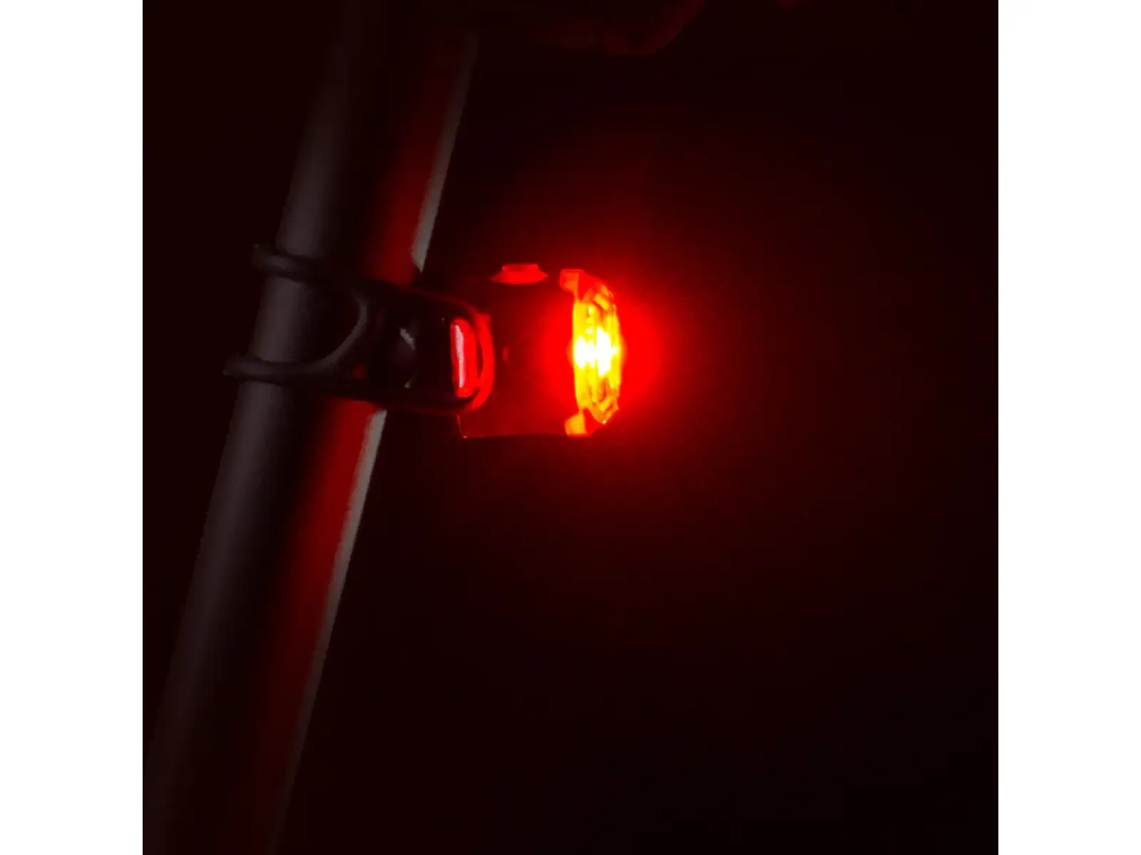 Lezyne Femto USB C Drive Rear tylne światło Red