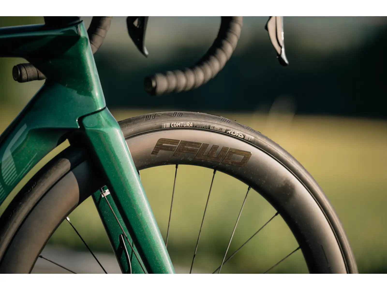 Isaac Meson Ultegra Di2 rower szosowy Jade Green