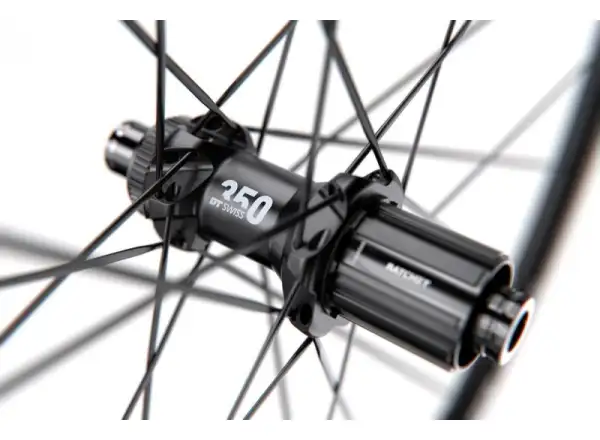 DT Swiss GR 1600 Spline DB 28" gravel koła zaplecione black