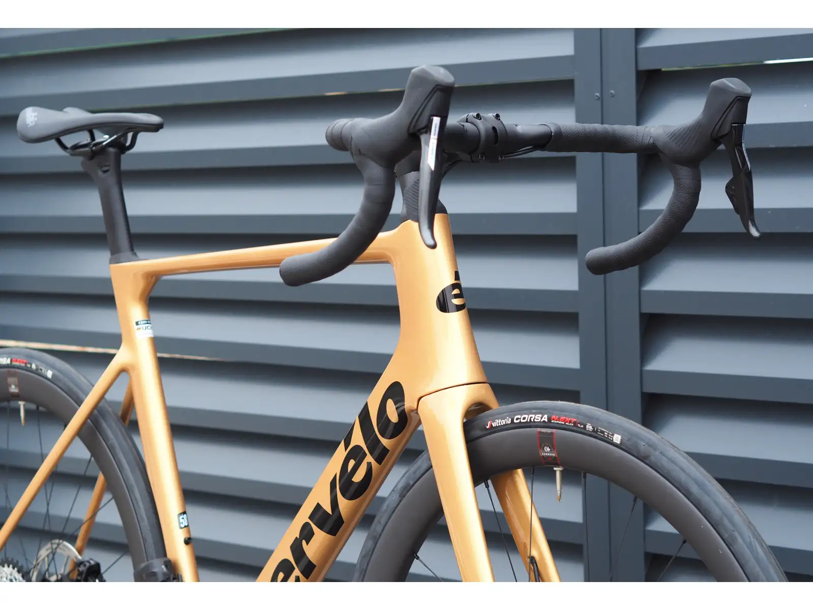 Cervélo Soloist Force eTap AXS rower szosowy gold dust