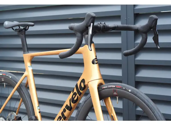 Cervélo Soloist Force eTap AXS rower szosowy gold dust