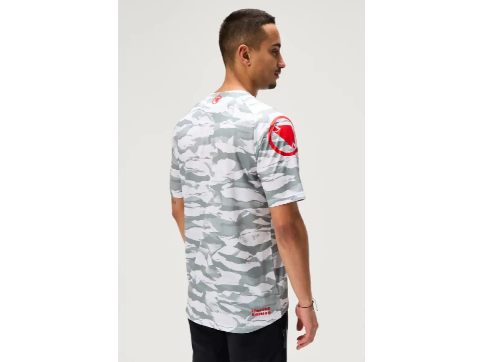 Endura LTD Mountain Camo Printed męska koszulka krótki rękaw Grey