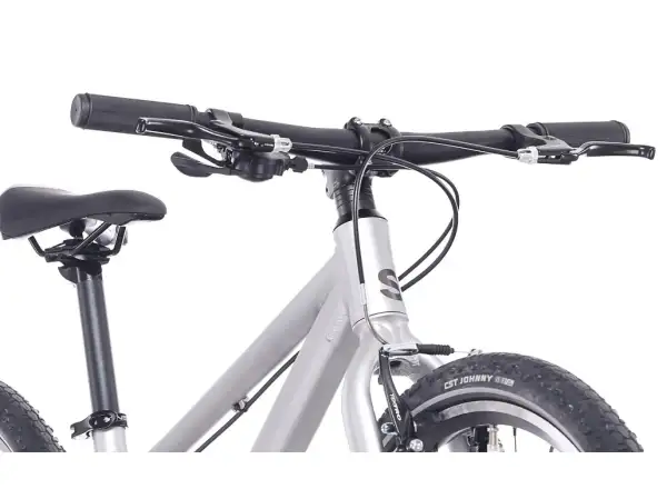 Superior F.L.Y. 24 VB rower dziecięcy Matte Silver