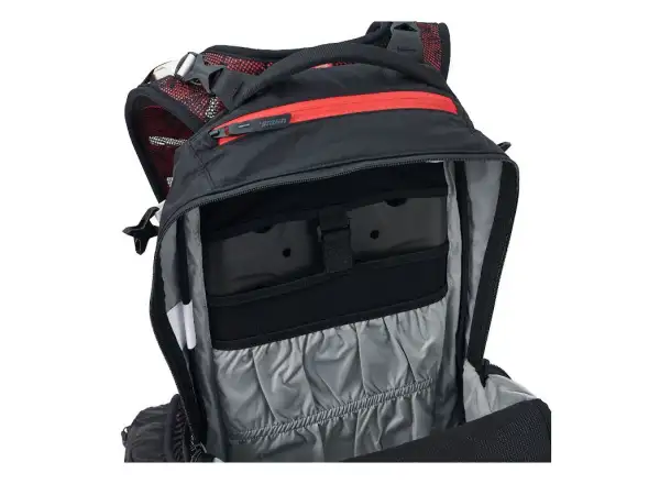 USWE Flow 16 plecak z ochraniaczem kręgosłupa Black/Red 16 l