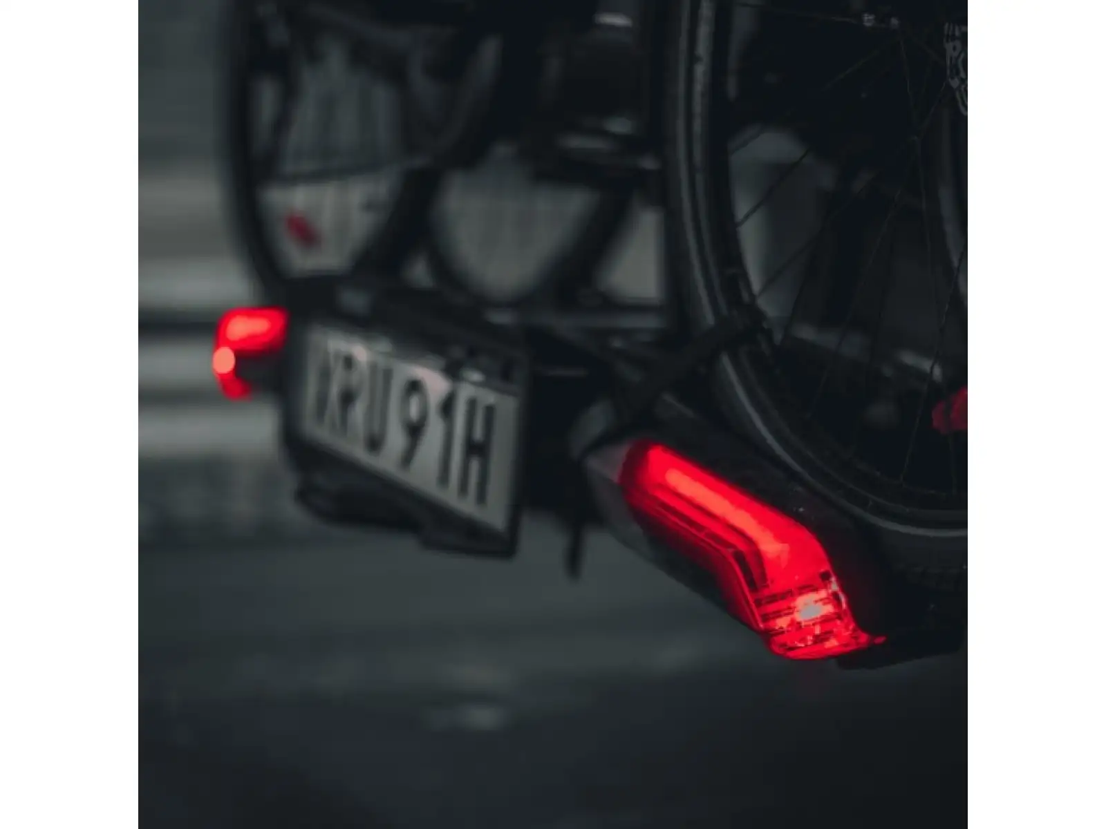 Thule Epos bagażnik na hak dla 2 rowerów