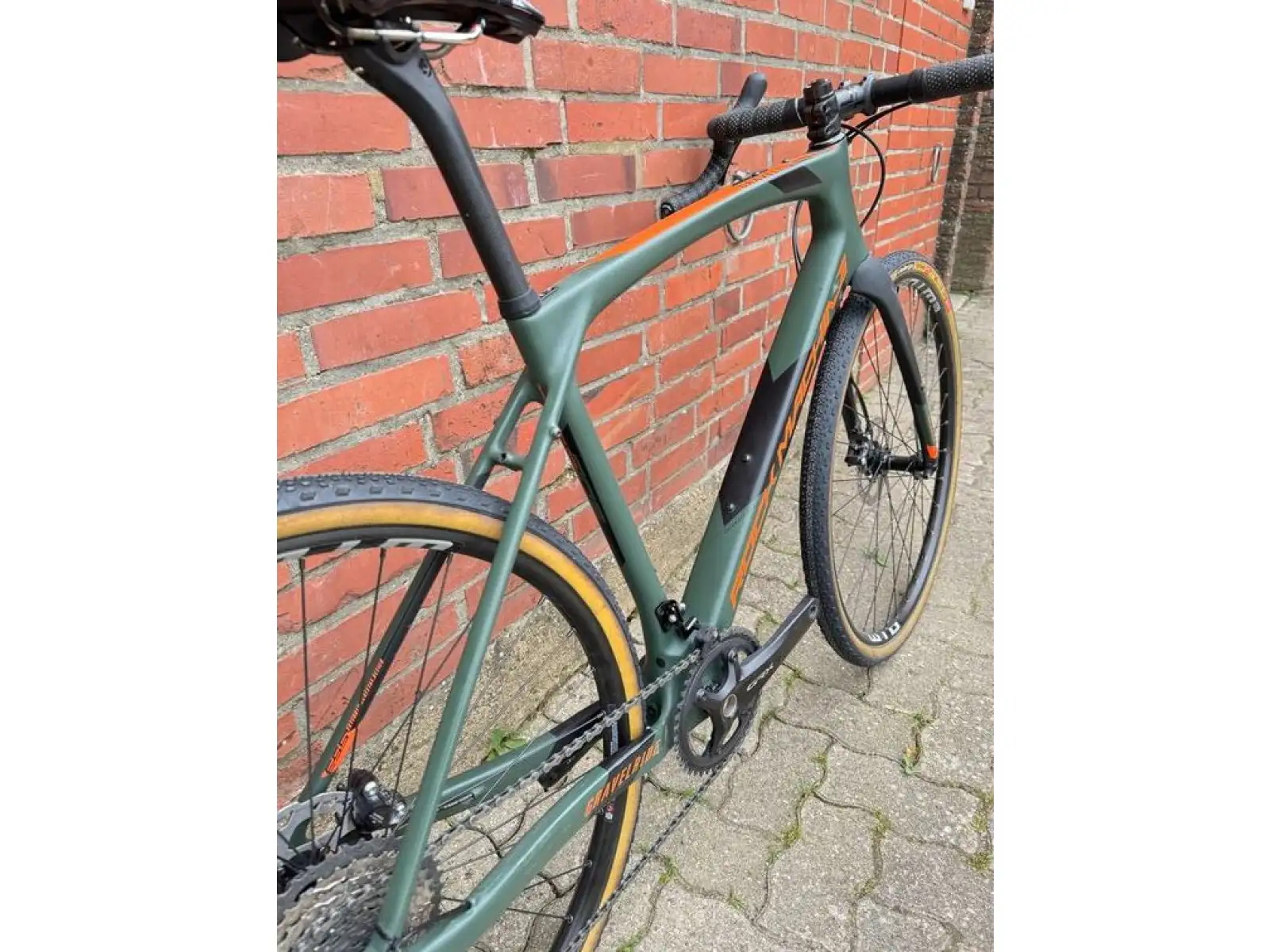 Rock Machine Gravelride CRB 900 khaki/pomarańczowy gravel rower