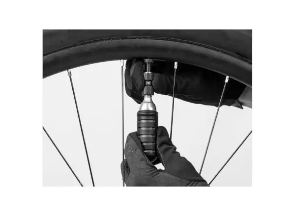 Topeak Nano Airbooster pompka + 16g CO2 nabój