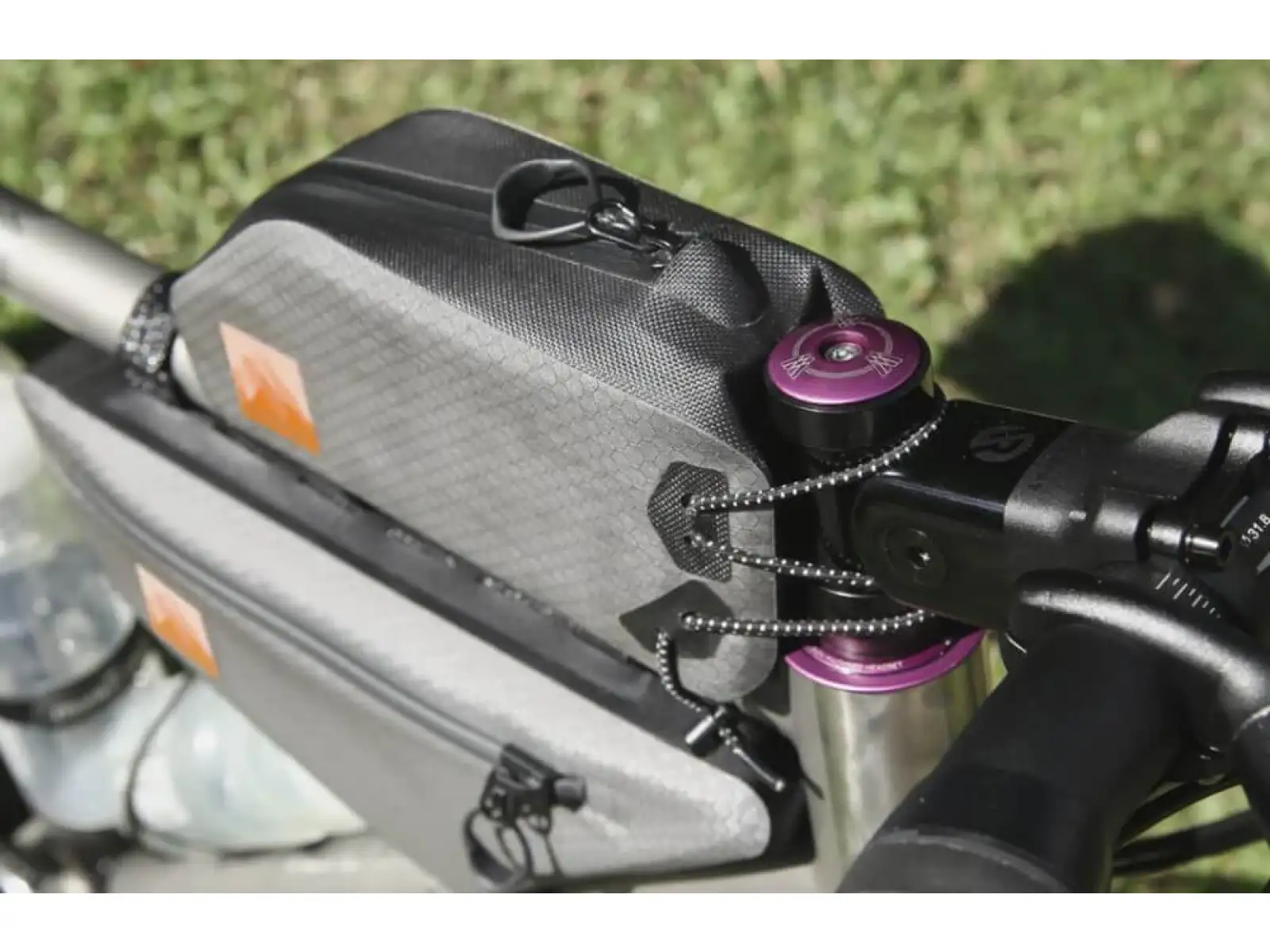 Woho X-Touring Top-tube Bag Dry 1,1 l torba ramowa Honeycomb iron Grey