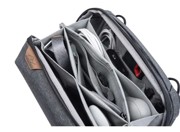 Peak Design Tech Pouch 2 l torba Charcoal