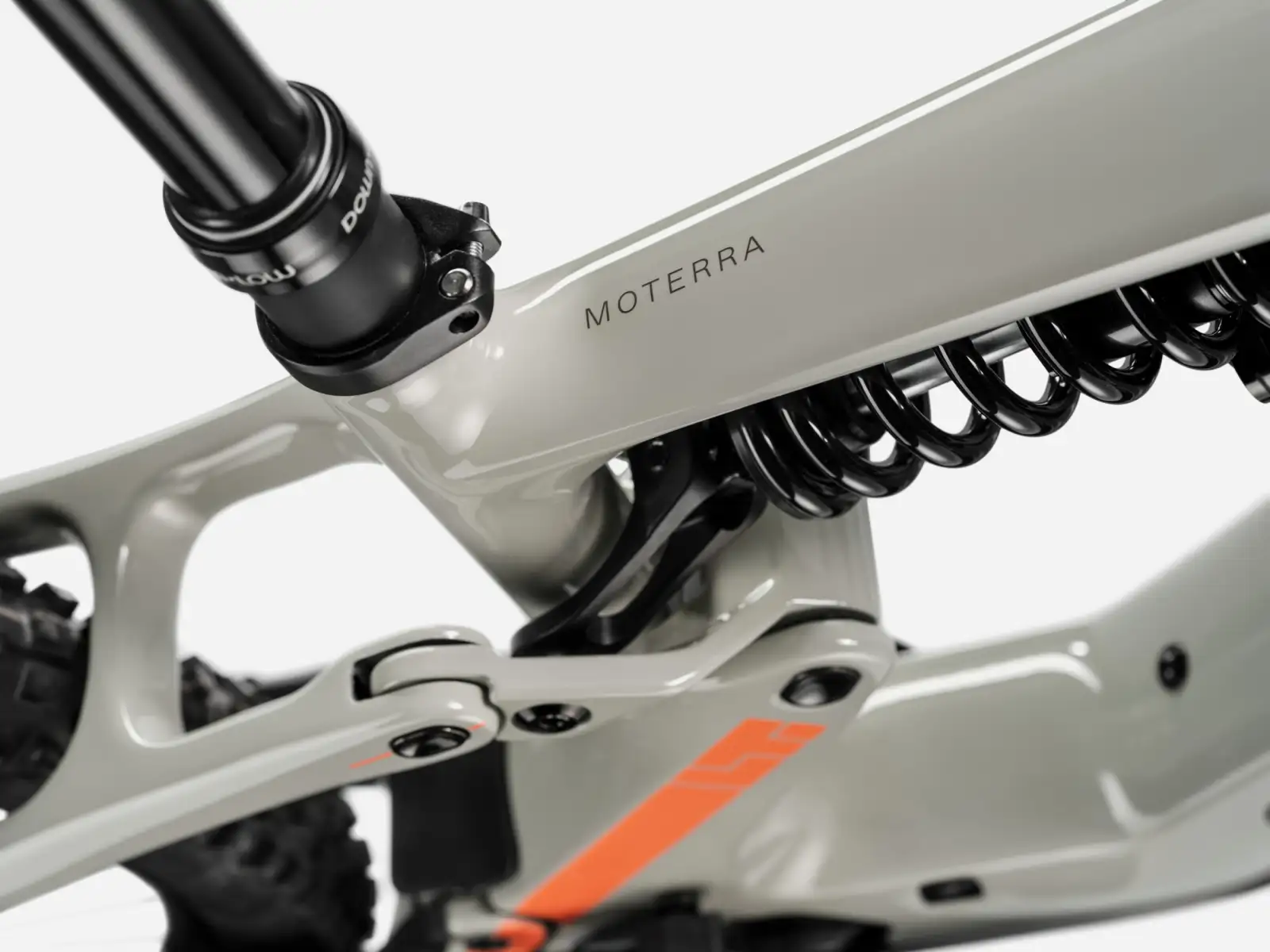 Cannondale Moterra Carbon LT 1 rower elektryczny w pełni amortyzowany Tiger Shark