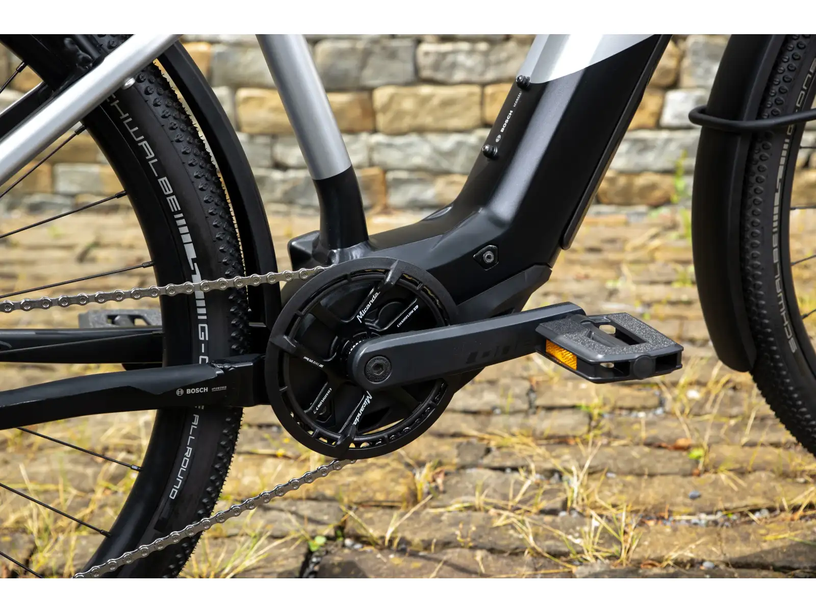 Superior eBLOX 6.5 miejskie rower elektryczny Matte Dark Chrome/Black