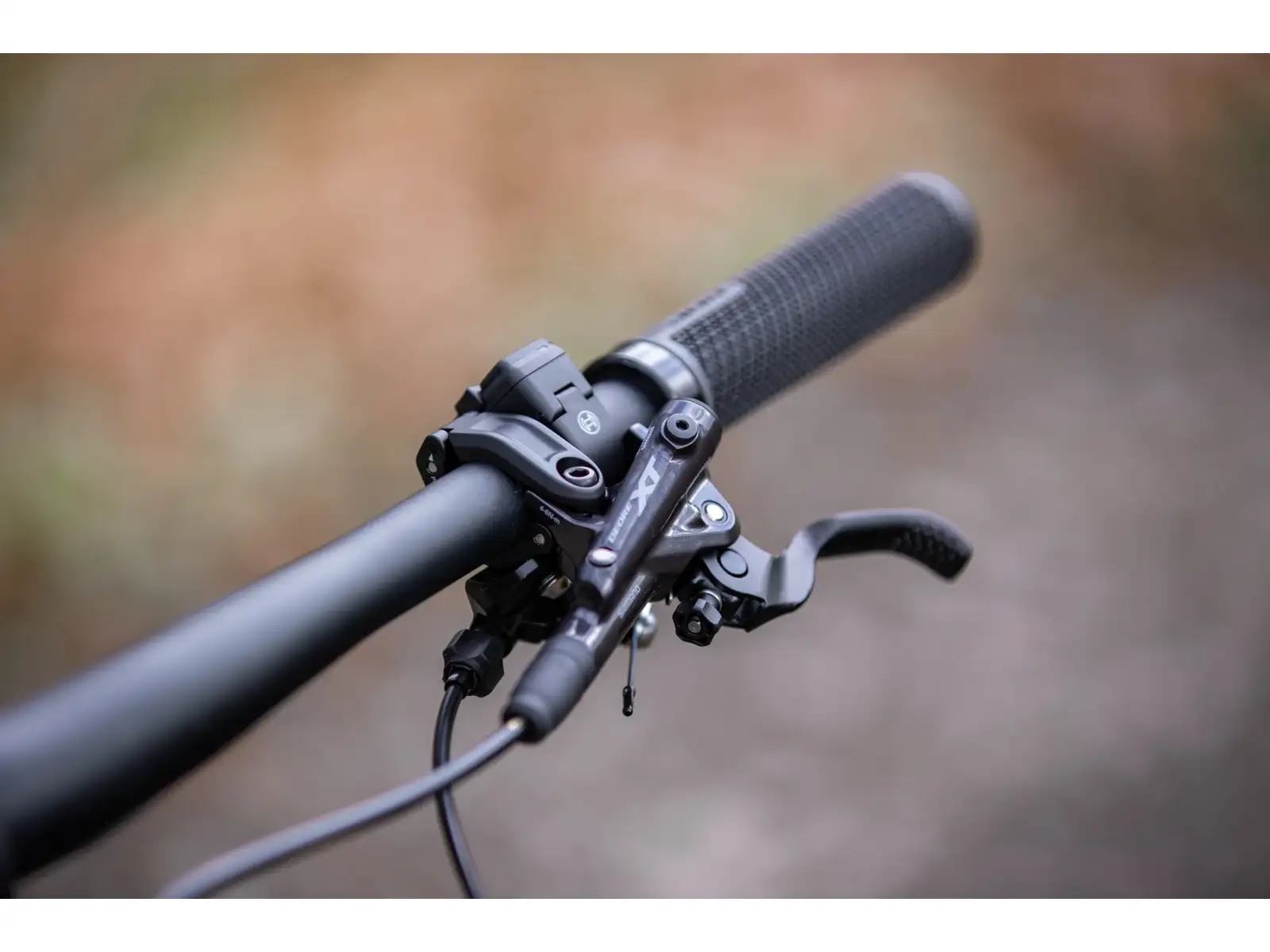 Superior iXF 9.7 w pełni amortyzowany odchudzony rower elektryczny