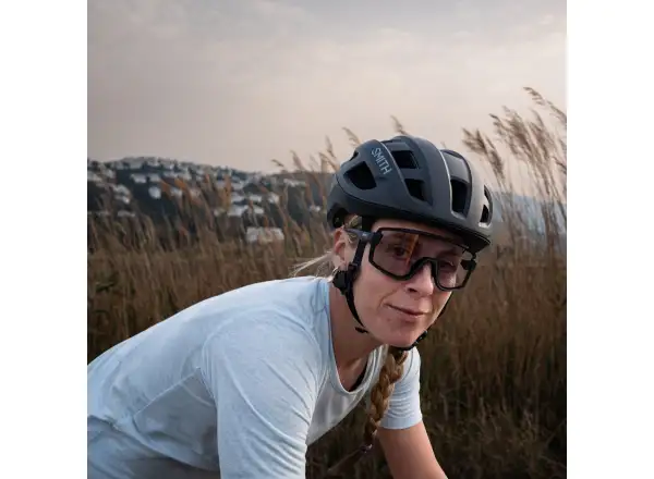 Smith Wildcat okulary rowerowe Matte Black/ChromaPop Photochromic Clear To Gray