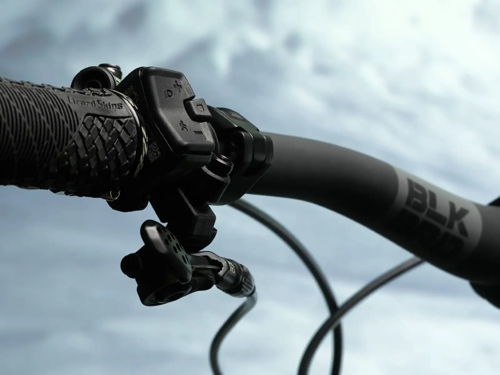 Ibis Oso GX T-Type w pełni zawieszony rower elektryczny Smokey Black