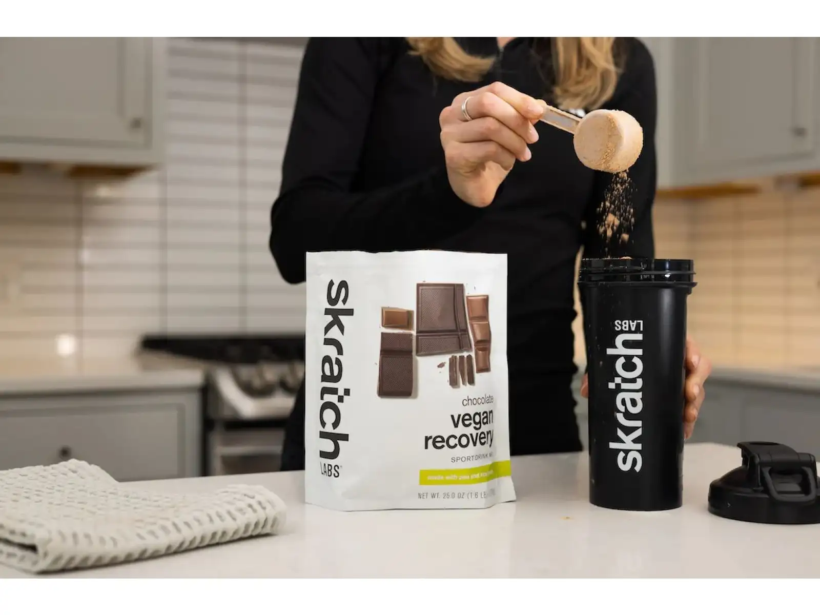 Skratch Labs Vegan Recovery Sport Drink Mix 708 g czekolada